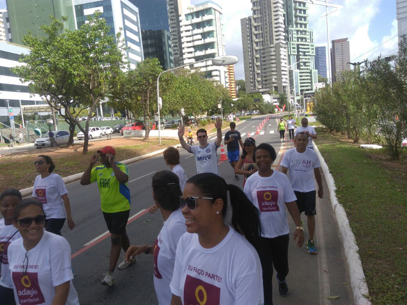 Colaboradores-de-unidades-da-AccorHotels-em-Salvador-participam-de-caminhada-1