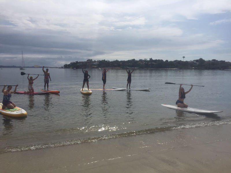 Equipe-do-ibis-Praia-do-Camburi-fazendostand-up-paddle