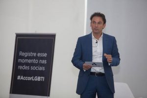 CEO-Accor-América-do-Sul-Patrick-Mendes-abriu-o-evento-300x200